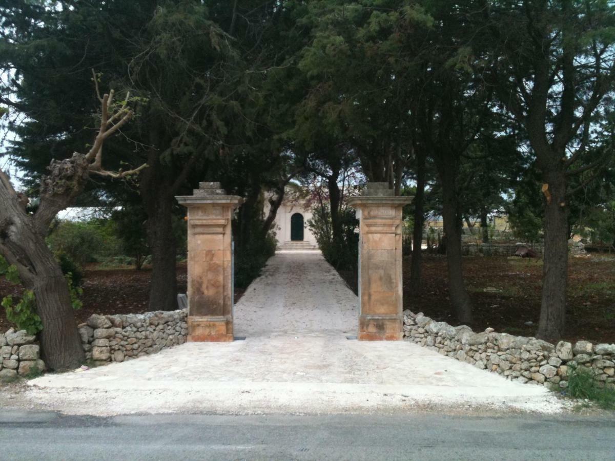 Villa Miccoli Country House Ceglie Messapica Esterno foto